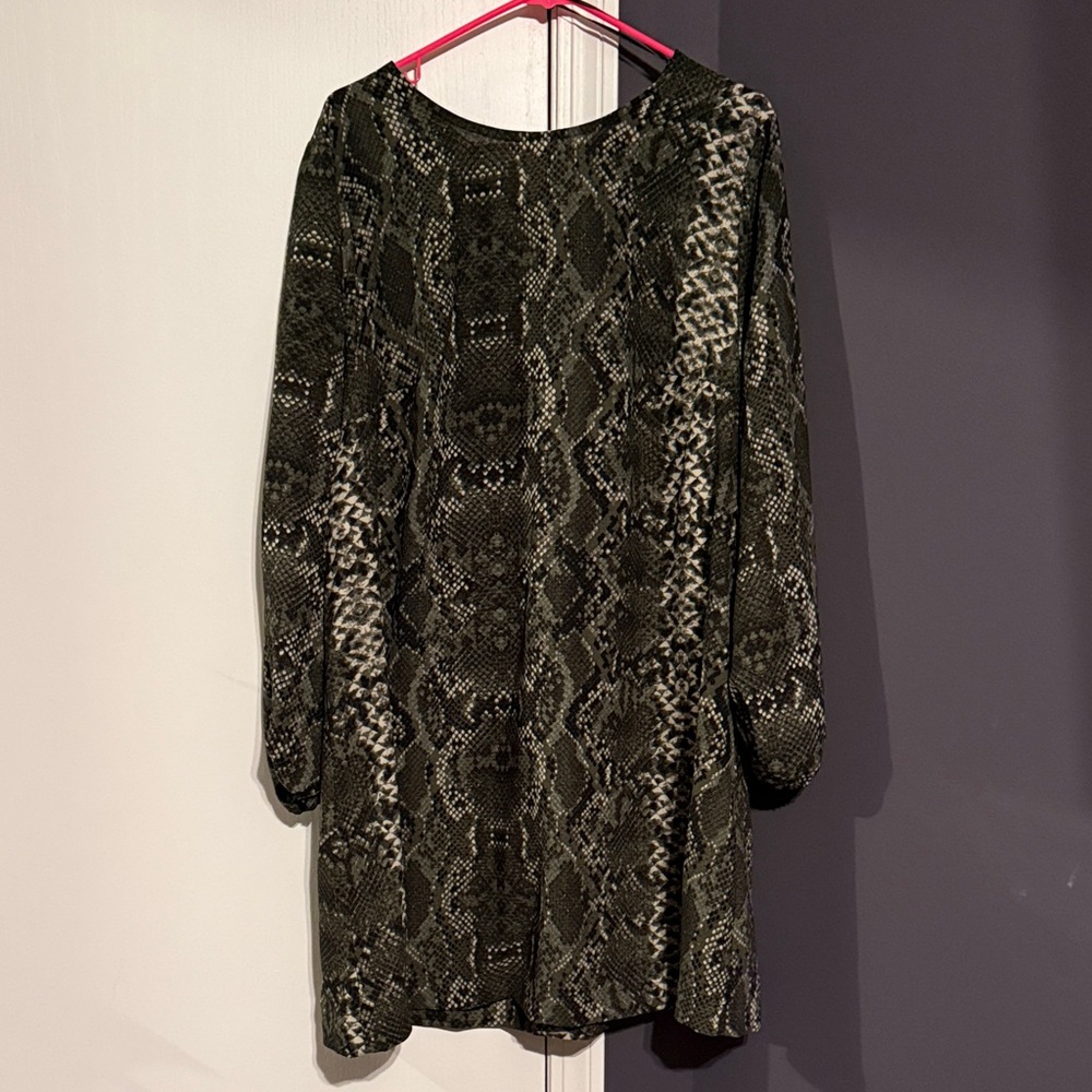 H&M Monochrome Snake Pattern Dress